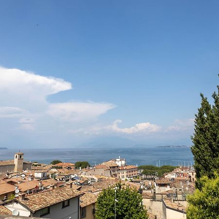 Haus Martina Apartment Desenzano del Garda Ngoại thất bức ảnh