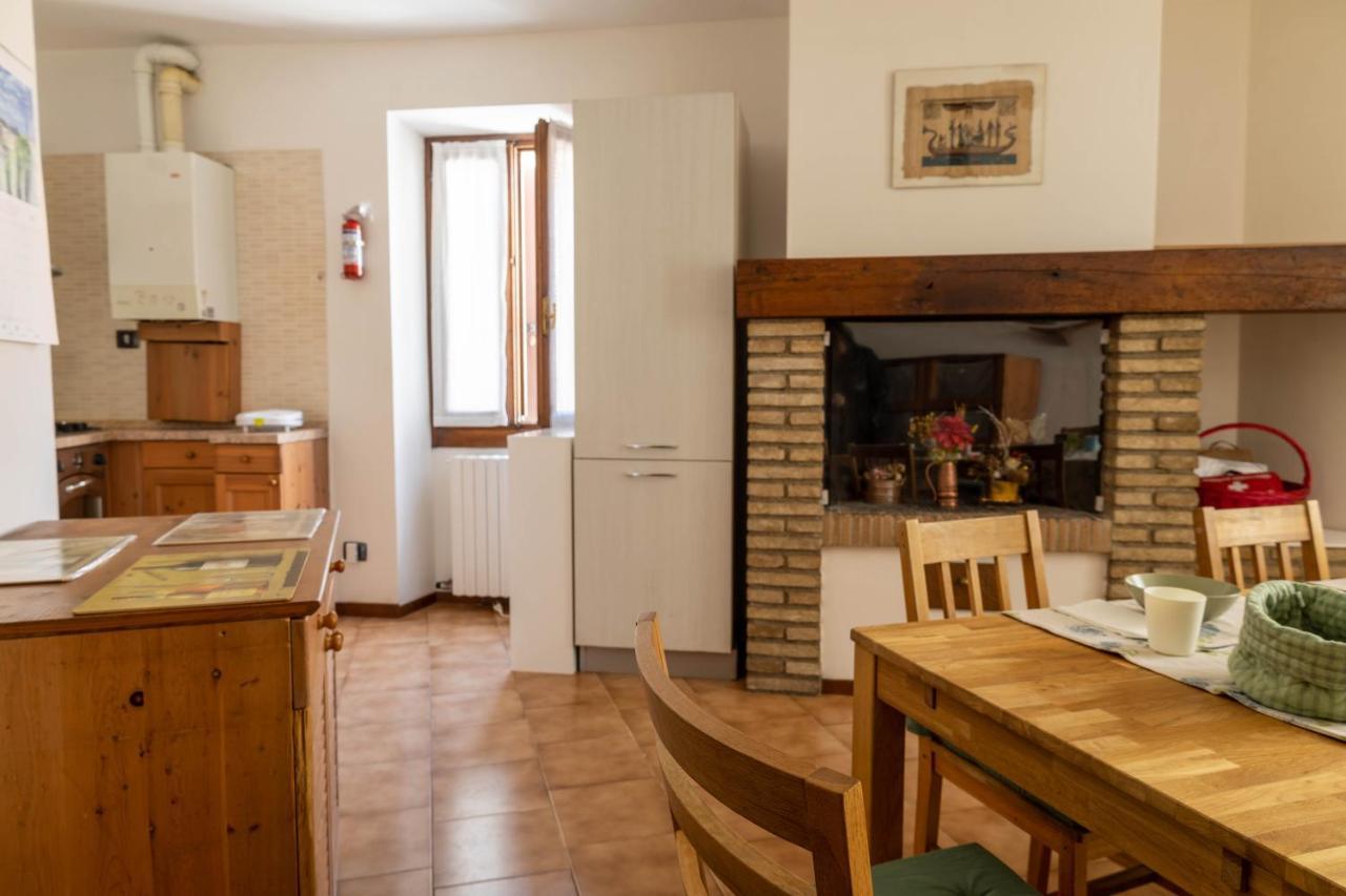 Haus Martina Apartment Desenzano del Garda Ngoại thất bức ảnh