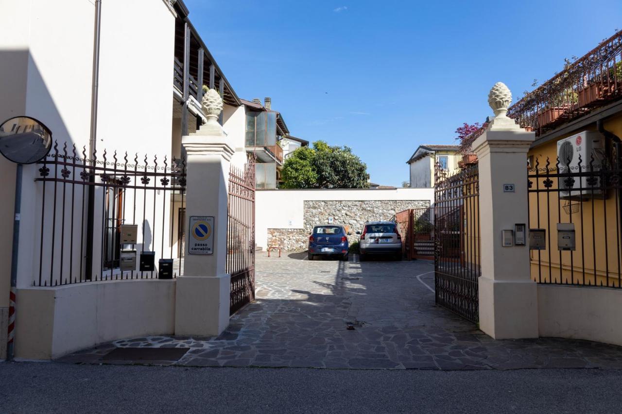 Haus Martina Apartment Desenzano del Garda Ngoại thất bức ảnh