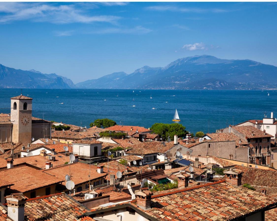 Haus Martina Apartment Desenzano del Garda Ngoại thất bức ảnh